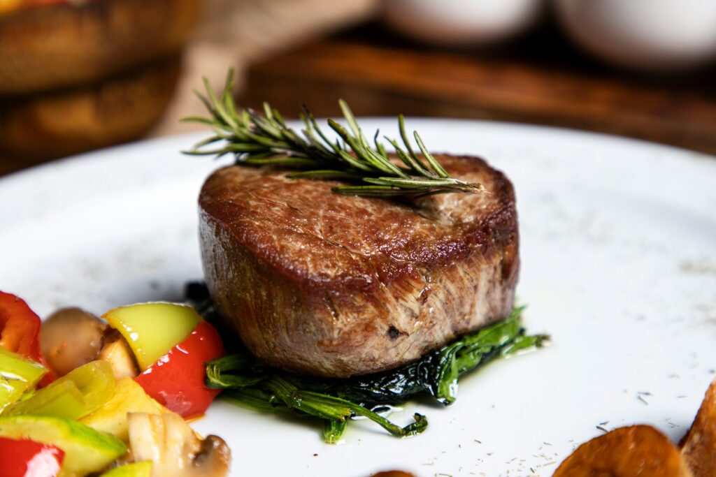 Luxury Dining Singapore : Embark on a refined culinary journey through fine dining and fusion cuisine
