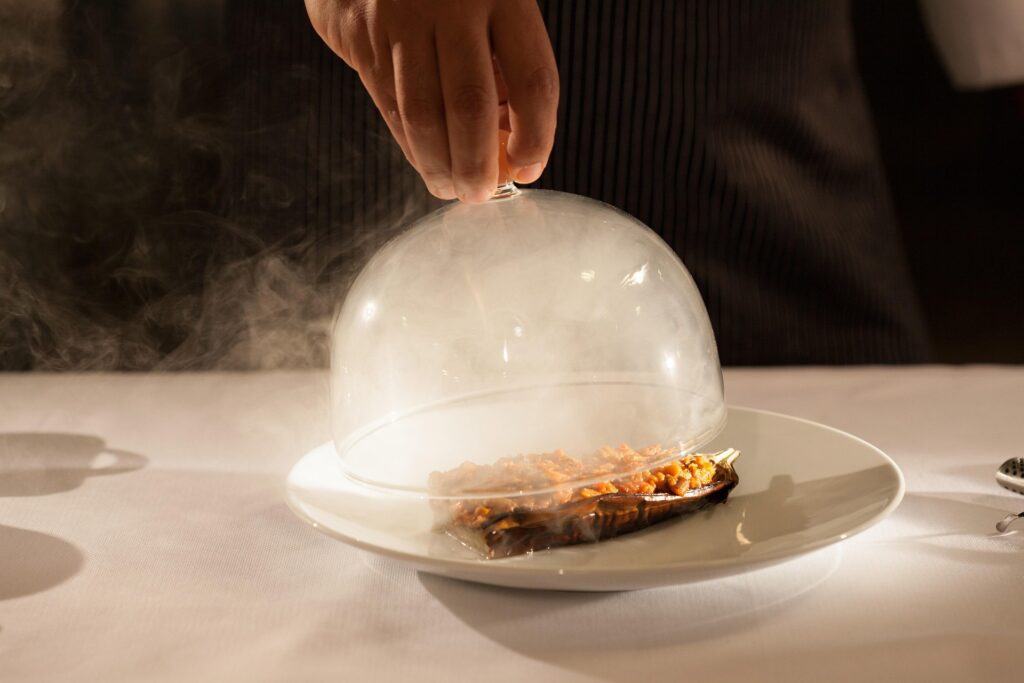 Fine Dining in Singapore : Indulge in sophisticated culinary experiences offering fresh perspectives on classic dishes.