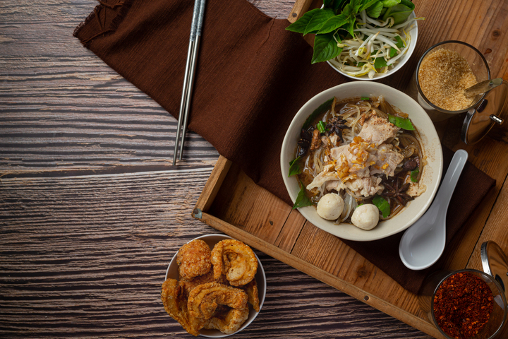 Singapore Fusion Cuisine : Flavorful Bak Kut Teh simmered with garlic, pepper, and soy sauce