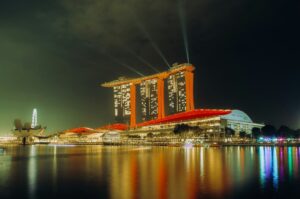 Iconic Marina Bay Sands in Singapore, featuring upscale dining options and a breathtaking skyline view.